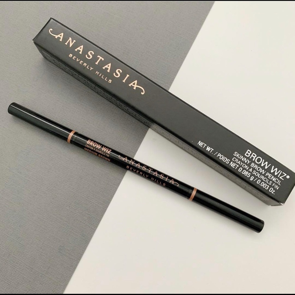 Anastasia Brow wiz in EBONY